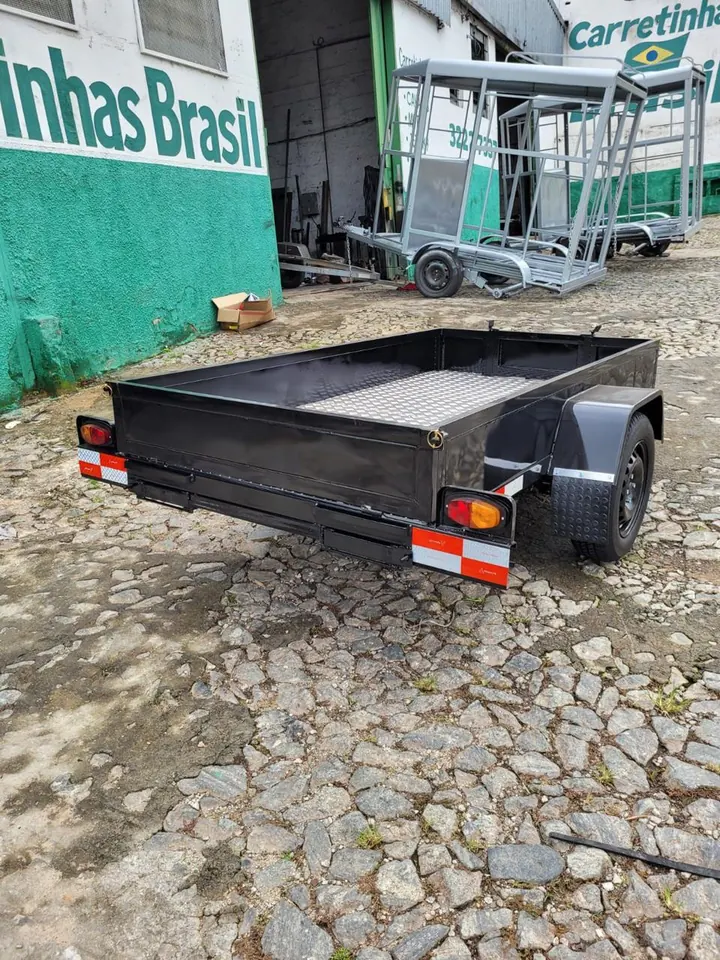 Carretinha para quadriciclo vista de trás